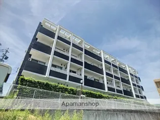 ラルゴ【1階】の外観