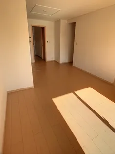 サニーNT B【1階】の内装