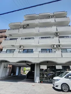 グリーンバレー境松【5階】の外観