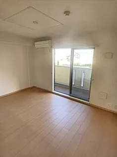 第2ファミール豊明【2階】の居間