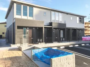 ラピス ワイ【2階】の外観