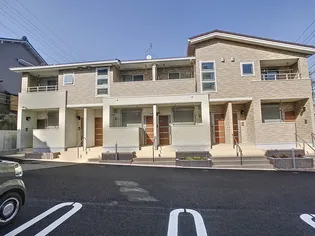 アドラブール【2階】の外観