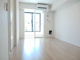 プランドール【1階】の居間