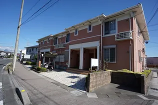 ドエル・プレイス【2階】の外観