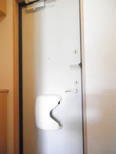 ローズコート幸 B【102号室】の玄関