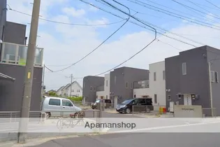 愛知県津島市越津町字中之郷【テラスハウス】の外観