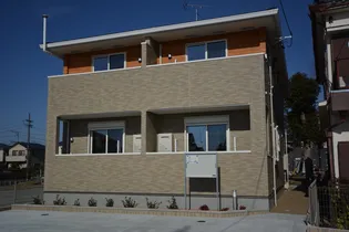 ピュア フレグランス【2階】の外観