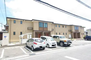 メゾン伏見【1階】の外観