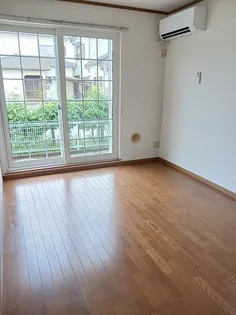 アビタシオン キク【1階】の居間