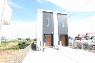 愛知県碧南市湖西町3丁目【テラスハウス】の外観