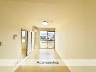 プレメゾーンいとうB【2階】の居間