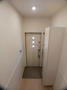 レンブランサ【2階】の玄関