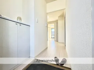 ディアスクレールA【2階】の玄関