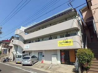 半ノ木ビル【3階】の外観