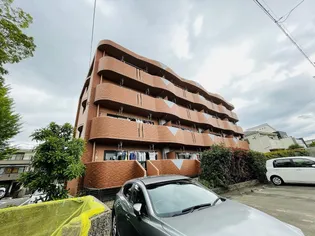 ルピナス・イースト【4階】の外観