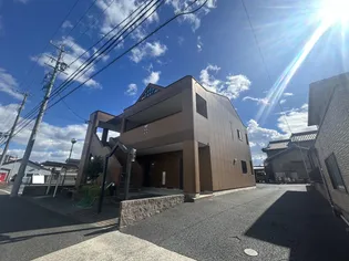 クレア トミー【1階】の外観