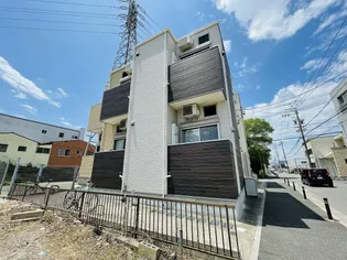 ユグドラシル高畑【1階】の外観