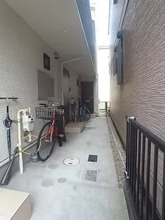 アースクエイク川間【102号室】のその他画像