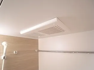 アースクエイク川間【102号室】の内装