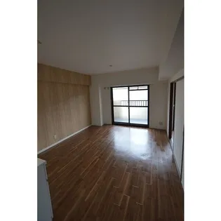 リバーサイド前田【2階】の居間