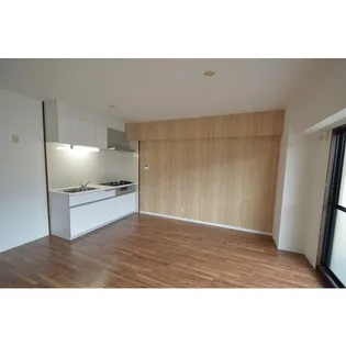 リバーサイド前田【2階】の居間