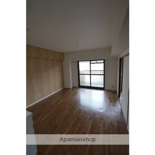 リバーサイド前田【5階】の居間