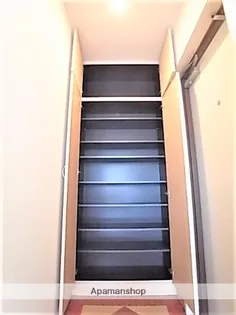 プロビデンス栄南【2階】の内装