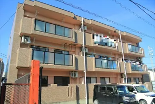 ウエストインの画像