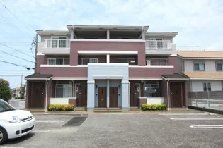 ティンカーベル【2階】の外観