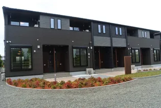 ネオ エルブ Ⅱ【2階】の外観