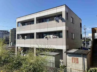 グランディスの画像