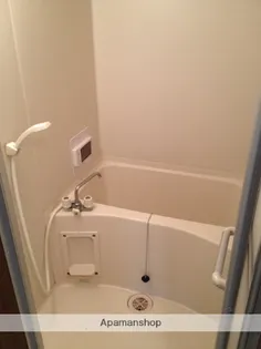 クリスタルハイツ【2階】の風呂