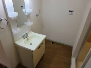 クレールカルチェ A【1階】の居間