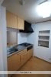 リバーサイドテラス【2階】のキッチン