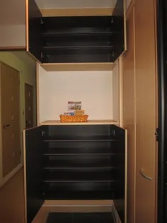 ポートサイドカクサン【2階】の玄関