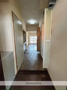 アストラルハイツ【2階】の玄関