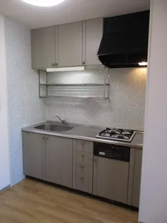 ロイヤルハイカムールST【2階】のキッチン