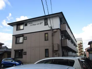 ロイヤルハイカムールST【3階】の外観