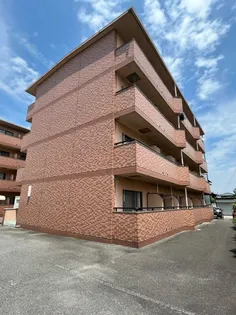 ウェル・セレッソEAST・WEST【WEST3号室】の外観