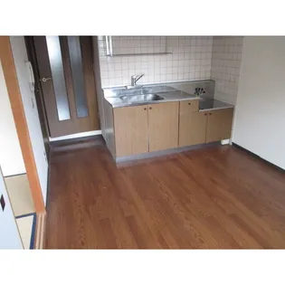 ファミーユ小杉【202号室】のキッチン