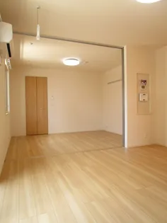 コンフィアンス【2階】の内装