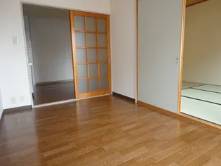 アーバンハイツA棟【00202号室】の内装