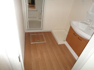 AVENIR ZUG【1階】の内装