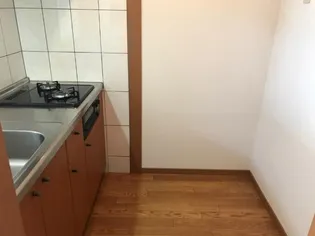 グロリアス・M【105号室】のキッチン