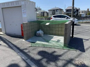 ポートサイドカクサン【2階】の外観