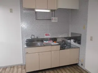 プレジール三宅 C【1階】のキッチン