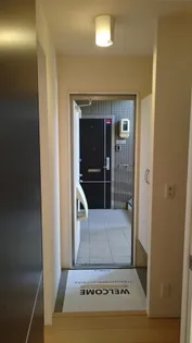 アリビオ東日野【1階】の玄関