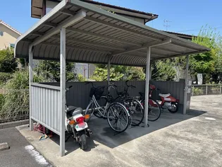 クレスト菰野【1階】の外観