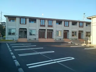 コリーヌ東坂部B【1階】の外観