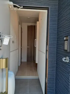 スクエア六呂見【1階】の玄関